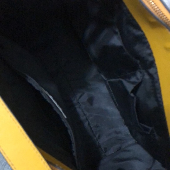 H&M gold handbag - Picture 3 of 5